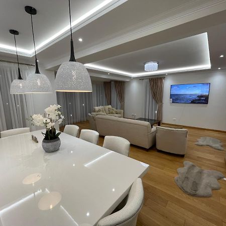 Villa Sunny House Suceava Exterior foto
