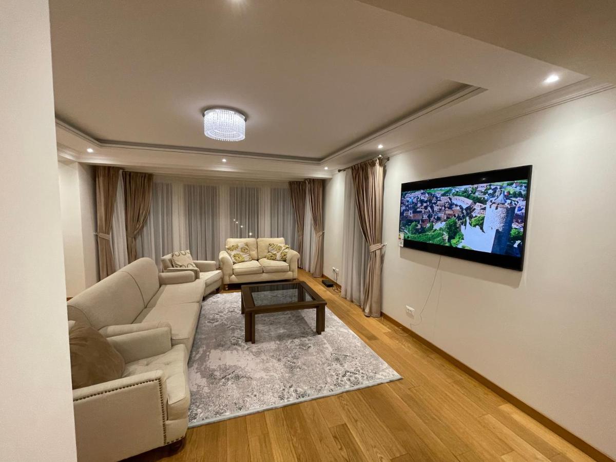Villa Sunny House Suceava Exterior foto