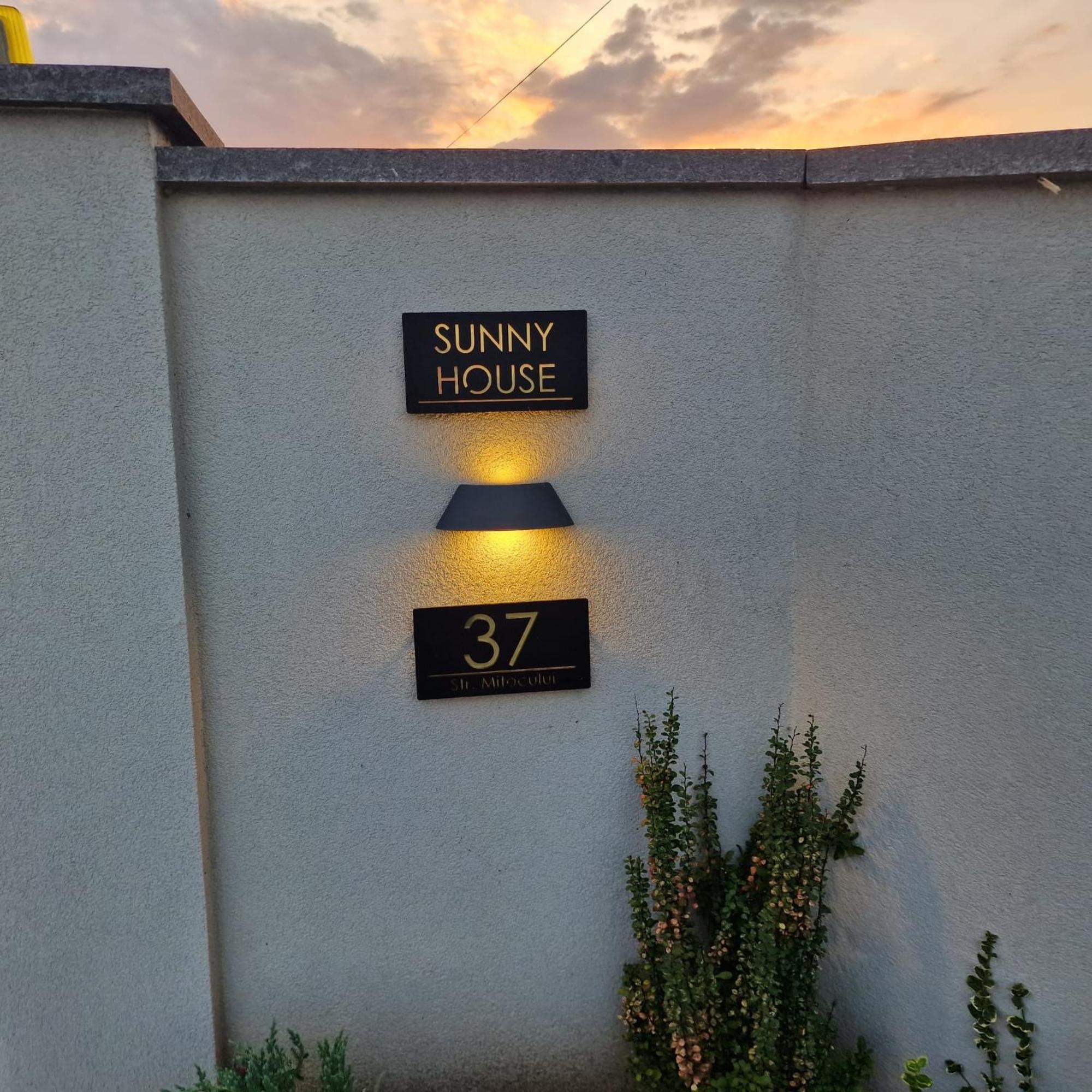 Villa Sunny House Suceava Exterior foto