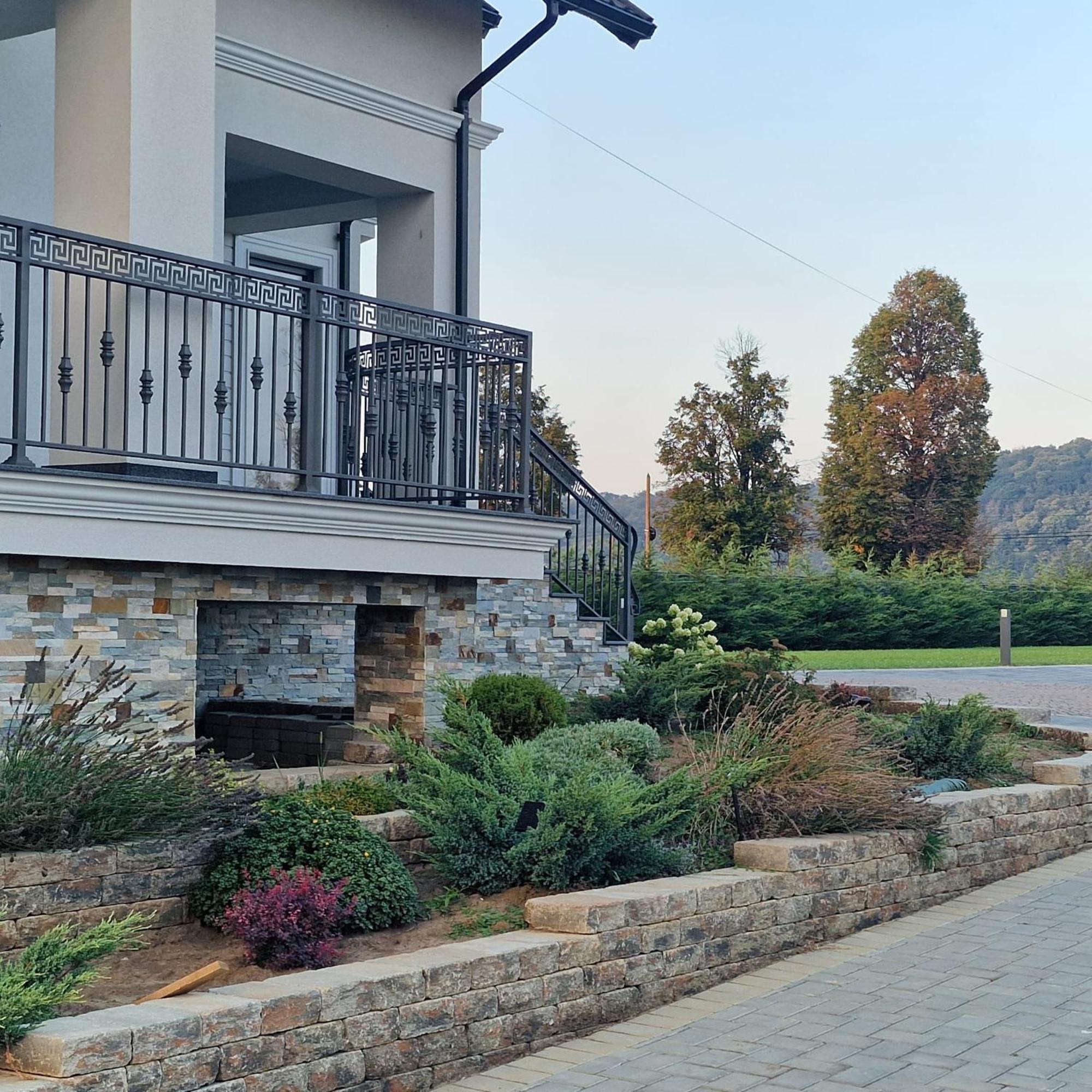 Villa Sunny House Suceava Exterior foto